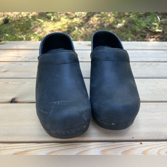 Dansko clogs - Picture 3 of 7